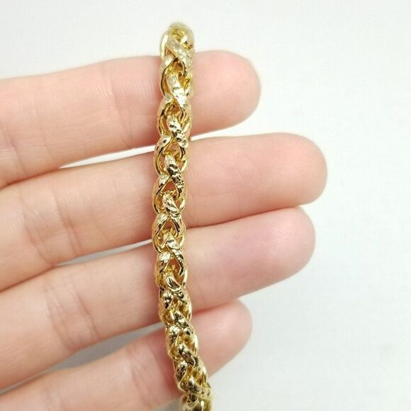 Vintage Gold Tone Chain Bracelet, 7 Inches Long, Unsigned, Stacking Minimal - Picture 8 of 8